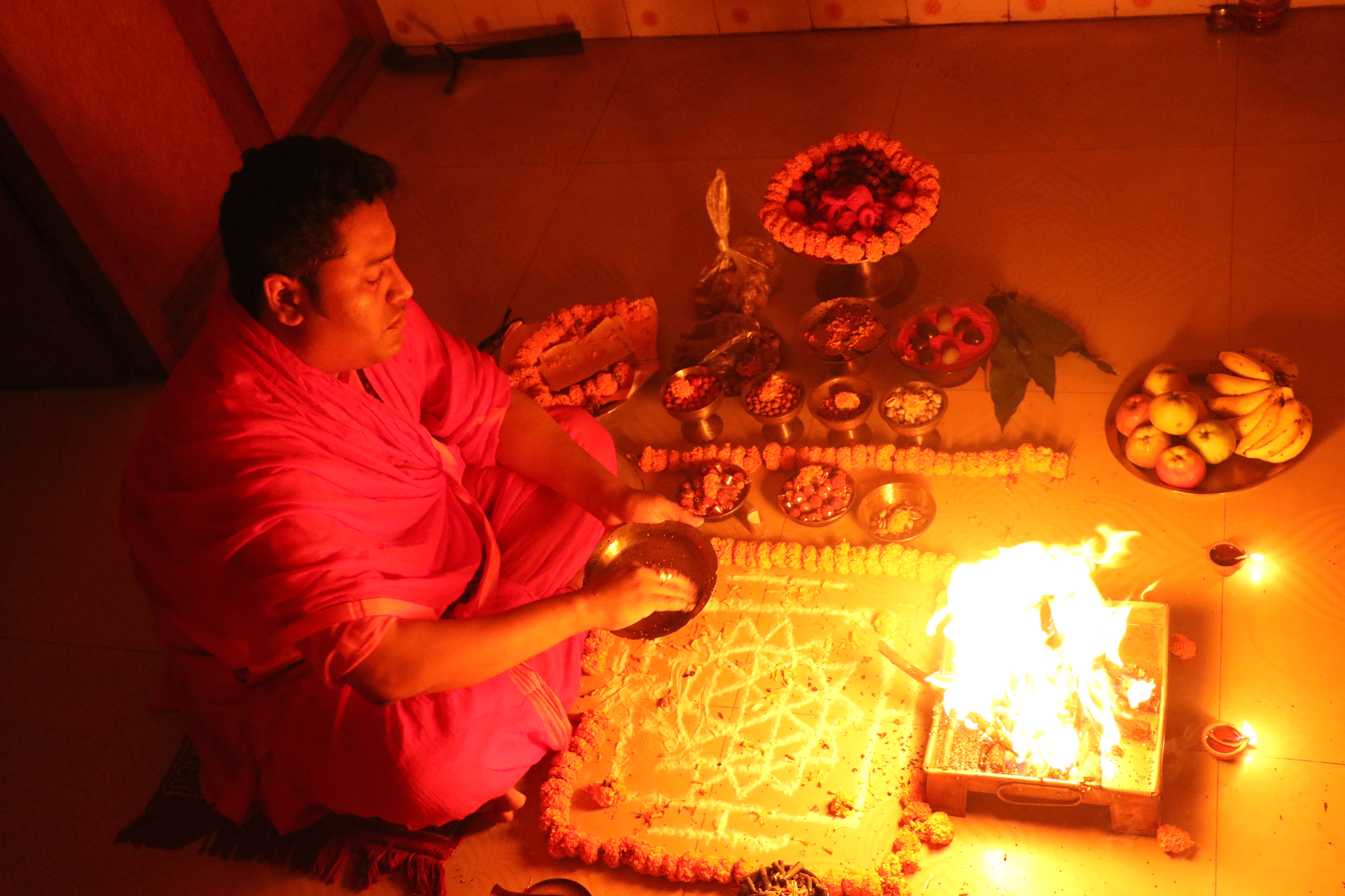 Tantra & Mantra · 04